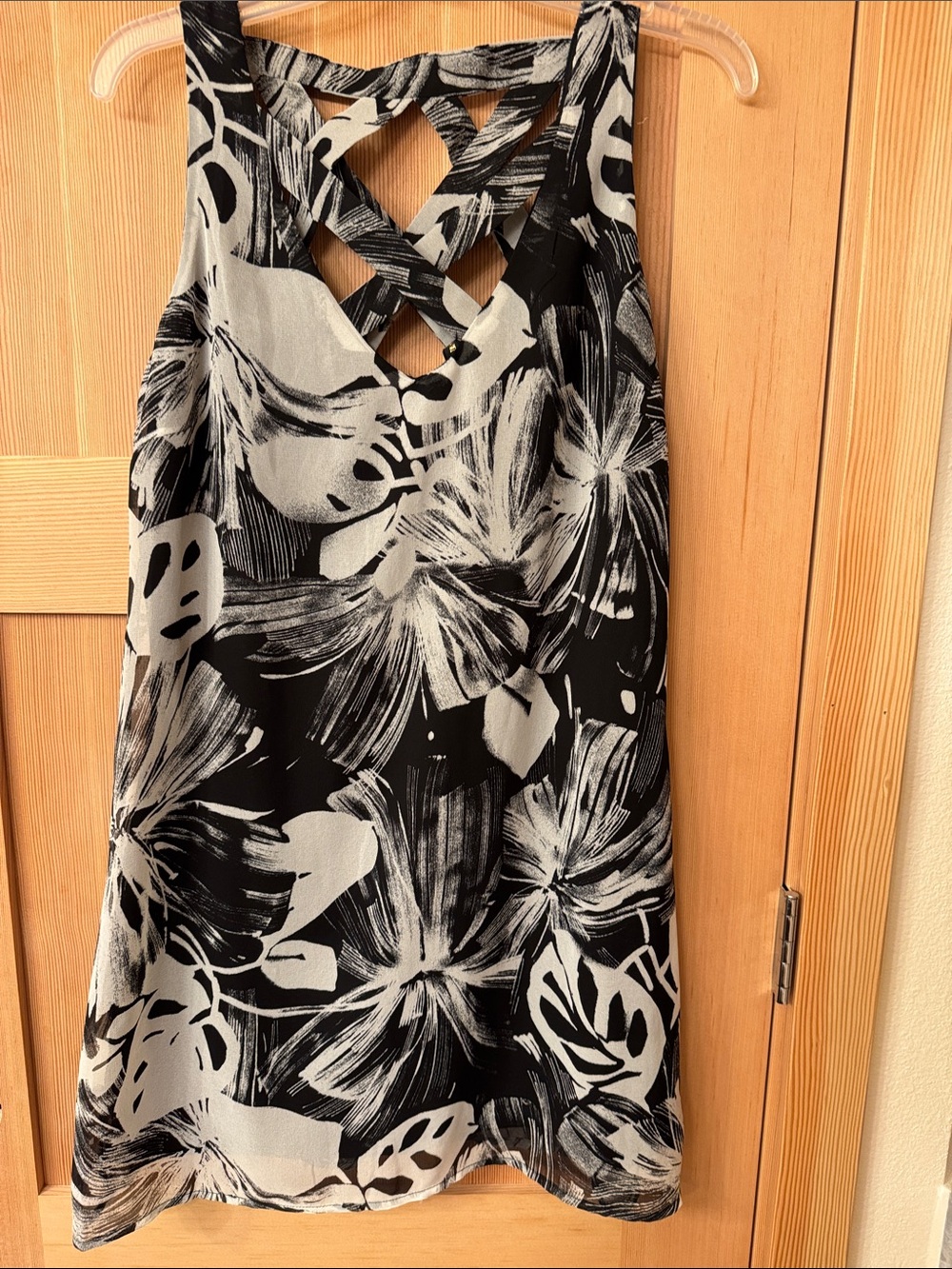 Want & Need Black & White Floral Crisscross Tank Dress